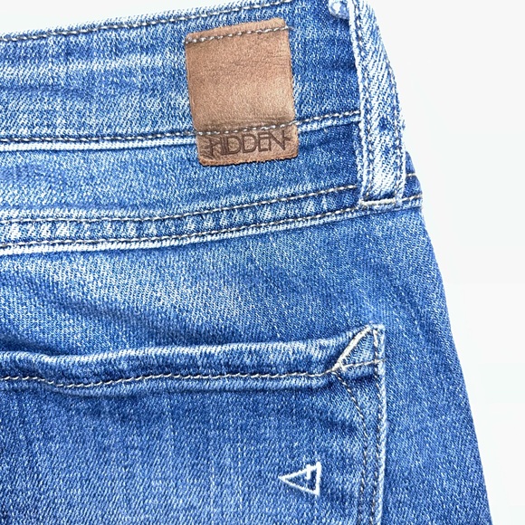 Hidden Jeans women’s skinny jeans mid rise frayed ankle hems size 30 - Picture 11 of 12